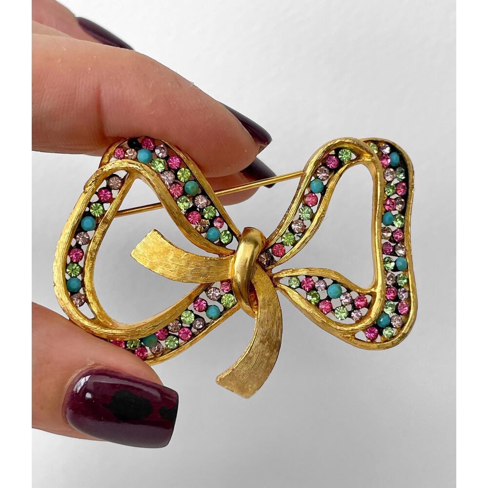 VtG 60s Signed KRAMER Bow Brooch MultiColor Glass Rhinestone Mid Century 2.25”